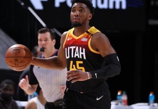 威尔逊以其 威尔逊以其